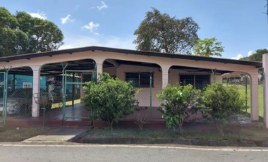 LA CHORRERA / FUENTES DEL CHASE / 425M / 3 HABITACION / ESQUINA