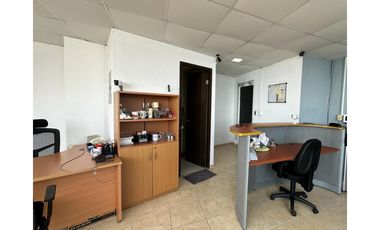 AVE BALBOA / OFICINA /  PH BAY VIEW / 52M / PISO ALTO / BALCON