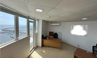 AVE BALBOA / OFICINA /  PH BAY VIEW / 52M / PISO ALTO / BALCON