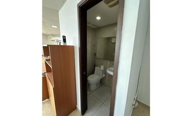 AVE BALBOA / OFICINA /  PH BAY VIEW / 52M / PISO ALTO / BALCON