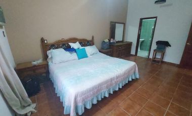 Casa en Fraccionamiento en Burgos Temixco - LLR-161-Fr