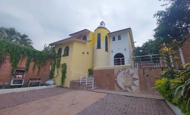 Casa en Fraccionamiento en Burgos Temixco - LLR-161-Fr