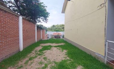 Casa en Fraccionamiento en Burgos Temixco - LLR-161-Fr
