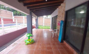 Casa en Fraccionamiento en Burgos Temixco - LLR-161-Fr