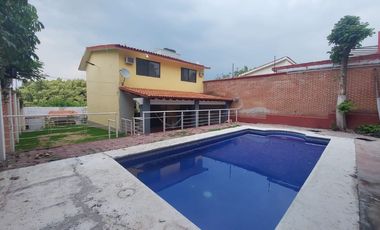 Casa en Fraccionamiento en Burgos Temixco - LLR-161-Fr
