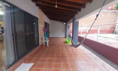Casa en Fraccionamiento en Burgos Temixco - LLR-161-Fr
