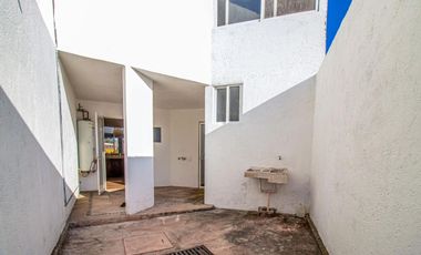 CASA EN CONDOMINIO EN BURGOS BUGAMILIAS