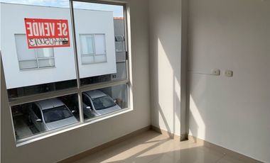 Venta casa en conjunto en Ciudad Country