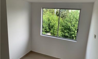 Venta casa en conjunto en Ciudad Country