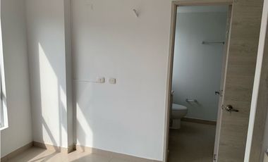 Venta casa en conjunto en Ciudad Country