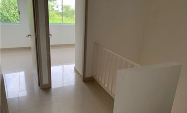Venta casa en conjunto en Ciudad Country
