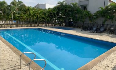 Venta casa en conjunto en Ciudad Country