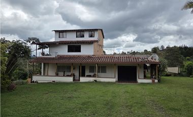 Vendo finca en la vereda la Mosquita - Guarne, Vía Aeropuerto JMC