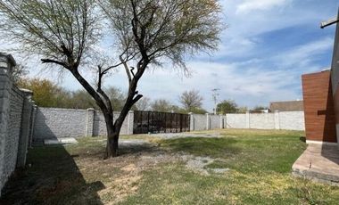 QUINTA CON ALBERCA EN VENTA, CARRETERA NACIONAL