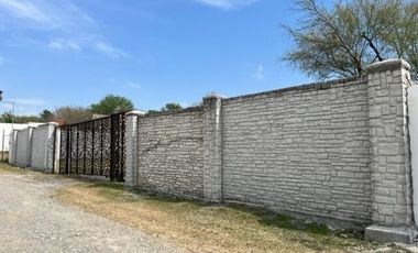 QUINTA CON ALBERCA EN VENTA, CARRETERA NACIONAL