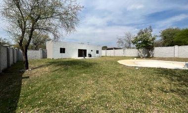 QUINTA CON ALBERCA EN VENTA, CARRETERA NACIONAL