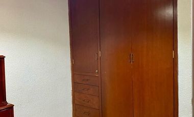 CASA EN PASEOS DE TAXQUEÑA EN CALLE CERRADA CON VIGILANCIA.