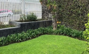 Jardines del Pedregal, Casa de 2 niveles, en venta