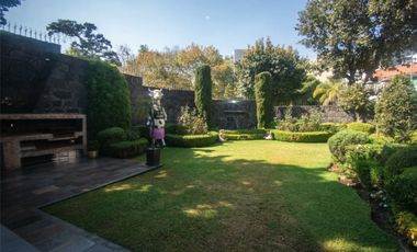 JARDINES EN LA MONTAÑA, RESIDENCIA FRENTE A PARQUE, EN VENTA