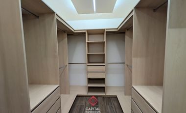 Casa de Lujo Nueva en Venta en Coto Arauca Zona Real Tec de Monterrey