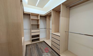 Casa de Lujo Nueva en Venta en Coto Arauca Zona Real Tec de Monterrey