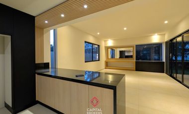 Casa de Lujo Nueva en Venta en Coto Arauca Zona Real Tec de Monterrey