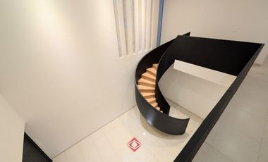 Casa de Lujo Nueva en Venta en Coto Arauca Zona Real Tec de Monterrey