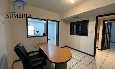 Espacio para oficina/consultorio en Col. Panamericana