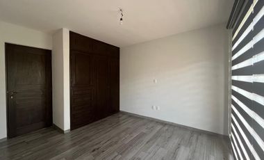 DEPARTAMENTO EN VENTA EN LA ESCONDIDA, LA LEJONA