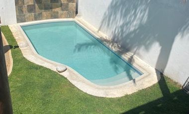 CASA EN VENTA EN FRACCIONAMIENTO LOMAS TETELA CUERNAVACA, MORELOS