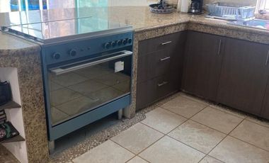 CASA EN VENTA EN FRACCIONAMIENTO LOMAS TETELA CUERNAVACA, MORELOS