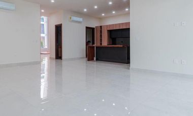 Casa en  vena en Paraíso Marina