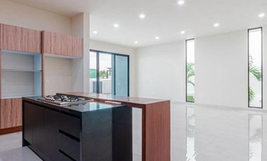Casa en  vena en Paraíso Marina