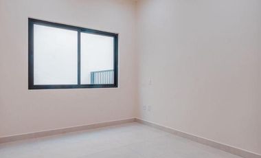 Casa en  vena en Paraíso Marina