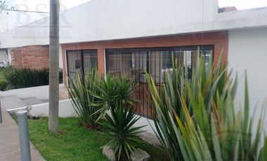 Local en Renta en Plaza Árbol de la Vida, Metepec.