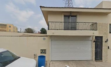Casa en Fraccionamiento Lomas Del Chairel