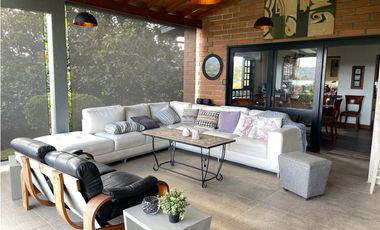 Casa Finca en Arriendo en Guarne Vereda La Clara, Antioquia