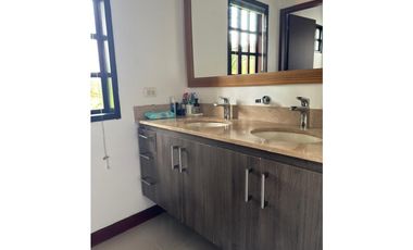 Casa Finca en Arriendo en Guarne Vereda La Clara, Antioquia