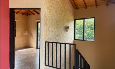 Casa Campestre en Arriendo en Guarne Vereda El Colorado, Antioquia