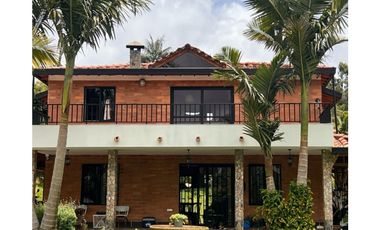 Casa Campestre en Arriendo en Guarne Vereda El Colorado, Antioquia