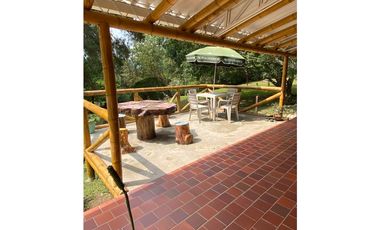 VENTA DE FINCA EN ANOLAIMA