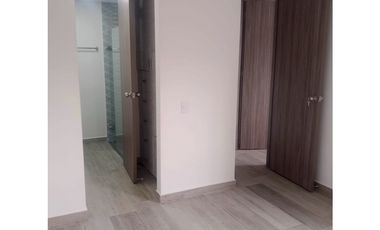 Arriendo apartamento en La Estrella sector Ferrería