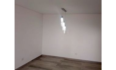 Arriendo apartamento en La Estrella sector Ferrería