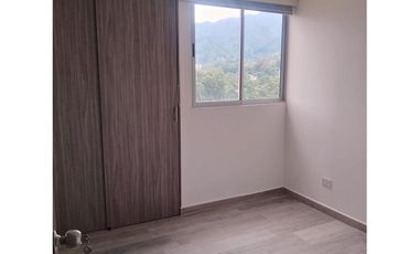 Arriendo apartamento en La Estrella sector Ferrería