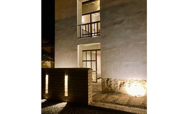 ARRIENDO CASA EN CONJUNTO SIN MUEBLES - PUEBLO - VILLA DE LEYVA