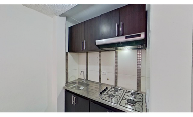 CASA DE 4 NIVELES EN VENTA, SAN MATEO, CONJUNTO MORELLA