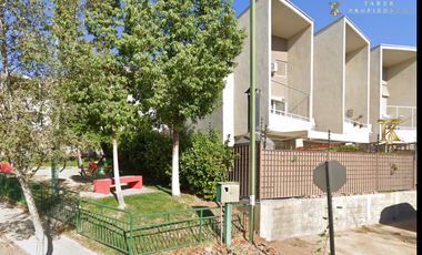 Oportunidad de compra, modelo de Casa TownHouse, Lo Campino.