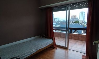 DEPARTAMENTO 4 AMBIENTES CON TERRAZA PROPIA - ZONA CENTRO
