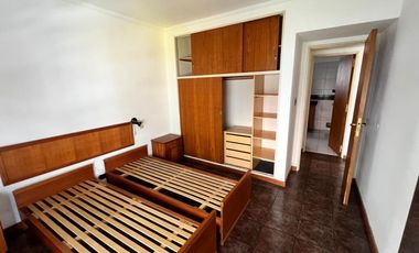 DEPARTAMENTO DE 2 AMB A LA CALLE CON BALCON CORRIDO
