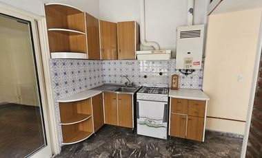 VENTA VIVIENDA 3 AMB+ LOCAL+ DEPOSITO OPORTUNIDAD